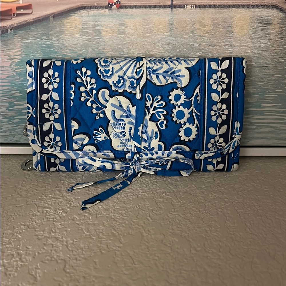 Vera Bradley Jewelry Clutch NWOT